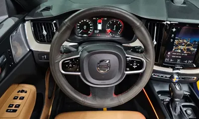 Volvo XC60 2018, 128040 км, за 15758.01 USD - фото 13