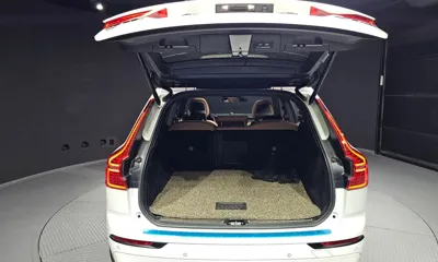 Volvo XC60 2018, 128040 км, за 15758.01 USD - фото 20
