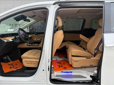 GAC Motor 传祺E8 PHEV 2025, 50000 км, за 20413.27 USD