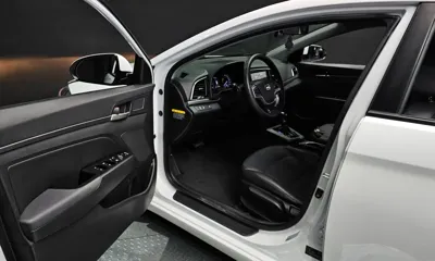 Hyundai Avante 2017, 69748 км, за 6695.7 USD - фото 10