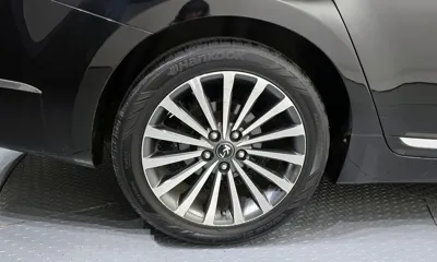 Kia K7 2010, 124349 км, за 2715.23 USD