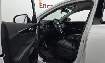 Kia Sorento 2017, 116422 км, за 8190.86 USD - фото 10