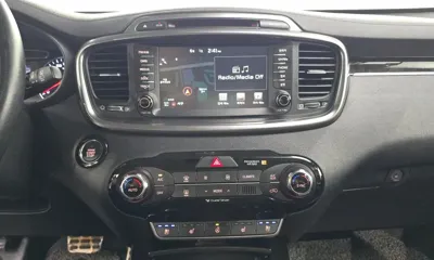 Kia Sorento 2017, 116422 км, за 8190.86 USD - фото 14