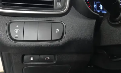Kia Sorento 2017, 116422 км, за 8190.86 USD - фото 16