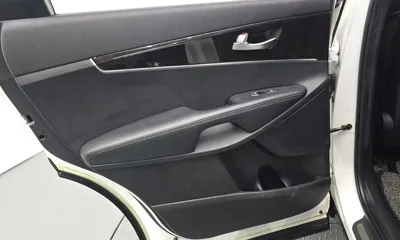 Kia Sorento 2017, 116422 км, за 8190.86 USD - фото 25