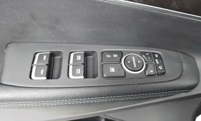 Kia Sorento 2017, 116422 км, за 8190.86 USD - фото 29