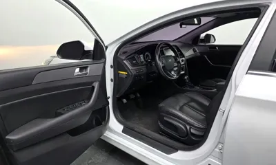 Hyundai Sonata 2018, 61247 км, за 9035.95 USD - фото 10