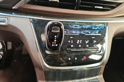 Buick GL8 2022, 53700 км, за 20028 USD - фото 13