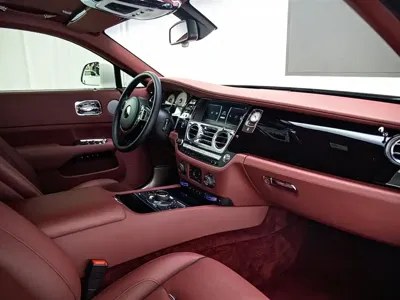 Rolls-Royce Wraith 2018, 14000 км, за 425819.93 USD - фото 15