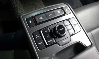 Hyundai Genesis 2015, 148467 км, за 7741.35 USD - фото 19