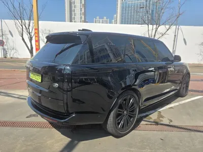 Land Rover Range Rover 2023, 19950 км, за 46109.32 USD