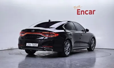 Hyundai Grandeur 2018, 64249 км, за 10603.7 USD