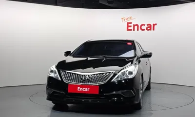 Hyundai Grandeur 2016, 117745 км, за 5399.43 USD