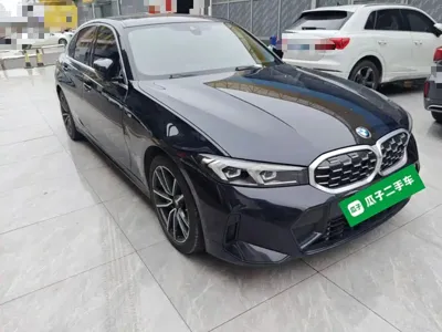 BMW 3 Series 2023, 53800 км, за 24734.66 USD