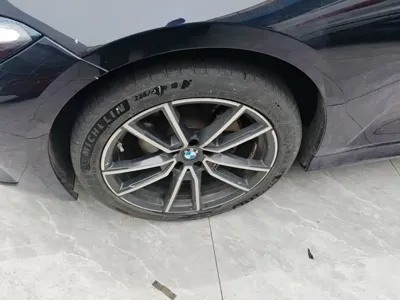 BMW 3 Series 2023, 53800 км, за 24734.66 USD - фото 23