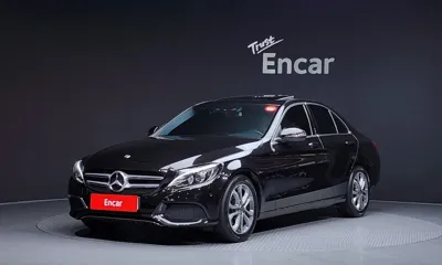 Mercedes-Benz C-Class · 2017 год