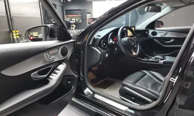 Mercedes-Benz C-Class 2017, 97025 км, за 10794.69 USD - фото 10