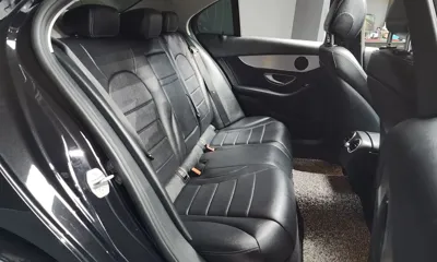 Mercedes-Benz C-Class 2017, 97025 км, за 10794.69 USD - фото 12