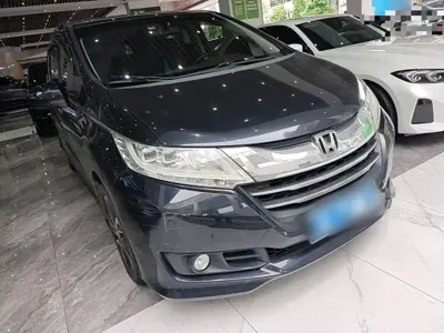 Honda Odyssey 2016, 156900 км, за 10756.12 USD