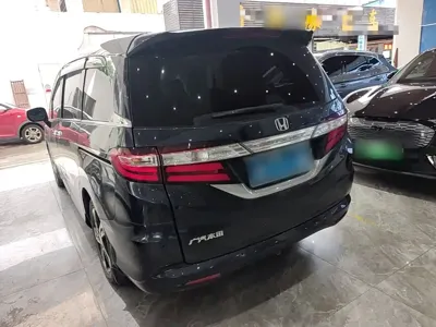 Honda Odyssey 2016, 156900 км, за 10756.12 USD