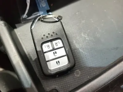 Honda Odyssey 2016, 156900 км, за 10786.57 USD - фото 9
