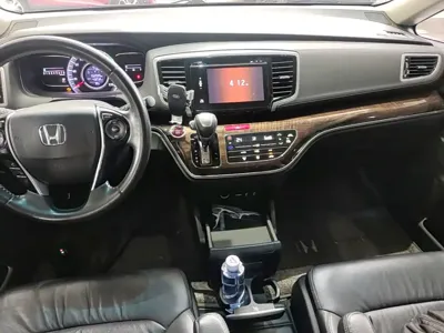Honda Odyssey 2016, 156900 км, за 10786.57 USD - фото 13