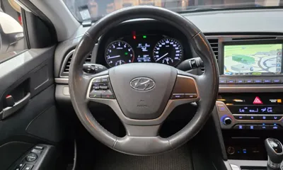 Hyundai Avante 2016, 88110 км, за 5448.34 USD - фото 13