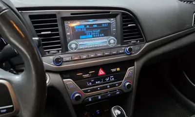 Hyundai Avante 2016, 88110 км, за 5448.34 USD - фото 14