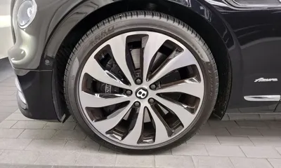 Bentley Flying Spur 2023, 16292 км, за 184105.81 USD