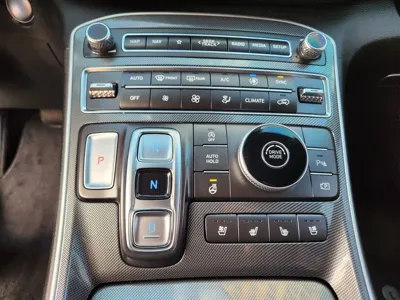 Hyundai Santafe 2023, 63217 км, за 15496.68 USD - фото 17