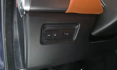Land Rover Range Rover Sport 2017, 96864 км, за 20425.72 USD - фото 14
