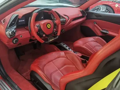 Ferrari 488 2016, 52000 км, за 217770.94 USD