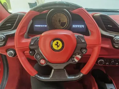 Ferrari 488 2016, 52000 км, за 217770.94 USD