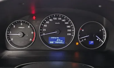 Hyundai Starex 2018, 198968 км, за 6123.78 USD - фото 8