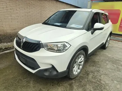 Zhonghua V3 2017, 62699 км, за 2163 USD