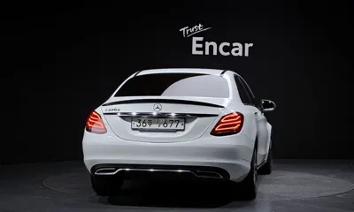 Mercedes-Benz C-Class 2018, 116494 км, за 12223.32 USD