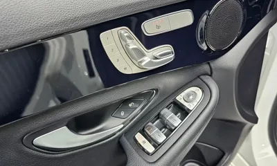 Mercedes-Benz C-Class 2019, 64337 км, за 16187.64 USD - фото 12
