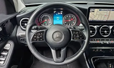 Mercedes-Benz C-Class 2019, 64337 км, за 16187.64 USD - фото 13