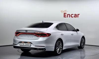 Hyundai Grandeur 2017, 116382 км, за 9977.68 USD