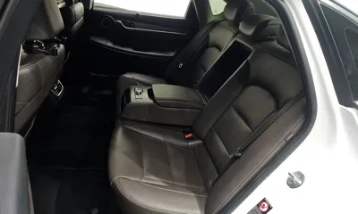Hyundai Grandeur 2017, 116382 км, за 9977.68 USD - фото 11
