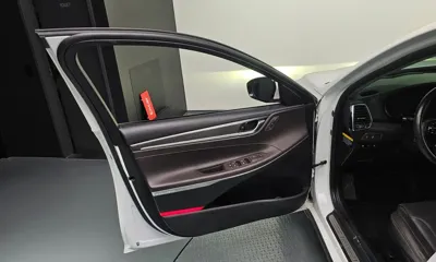 Hyundai Grandeur 2017, 116382 км, за 9977.68 USD - фото 24