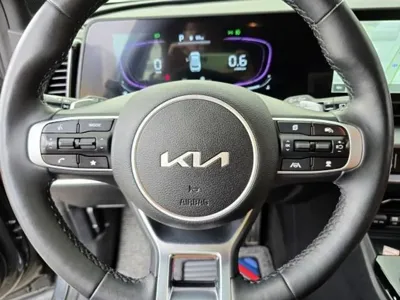 Kia Sportage 2024, 7995 км, за 18670.33 USD - фото 13