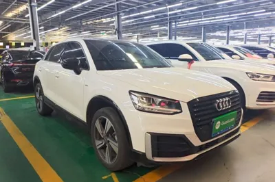 Audi Q2L 2021, 98900 км, за 12817 USD