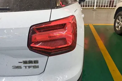 Audi Q2L 2021, 98900 км, за 12817 USD - фото 11