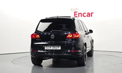 Volkswagen Tiguan 2016, 80498 км, за 9100.95 USD