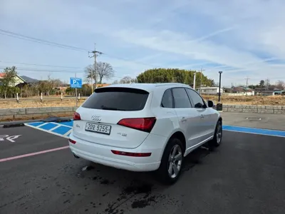 Audi Q5 2015, 117916 км, за 9514.37 USD - фото 8