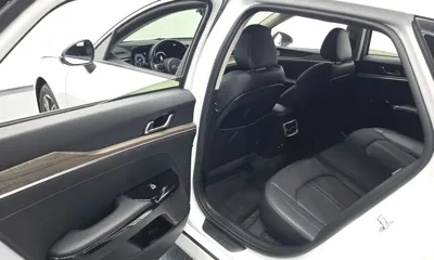 Kia K5 2021, 93071 км, за 65110.35 USD - фото 11