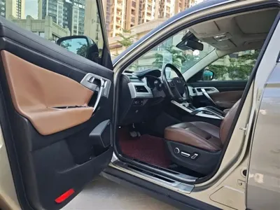 Geely Boyue 2017, 120000 км, за 3511.91 USD