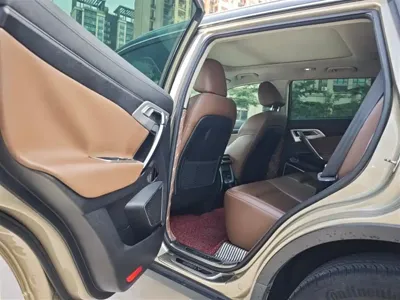 Geely Boyue 2017, 120000 км, за 3511.91 USD