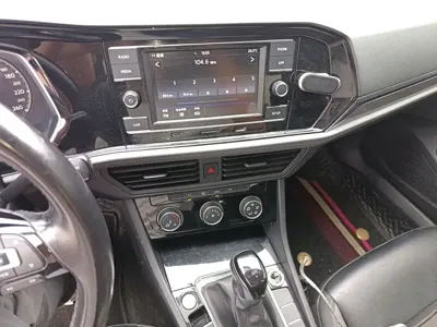 Volkswagen Sagitar 2020, 81500 км, за 9253.11 USD - фото 6